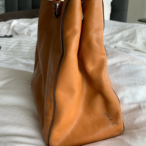 MICHAEL KORS Large Crossbody/Tote - Picture 4 of 8